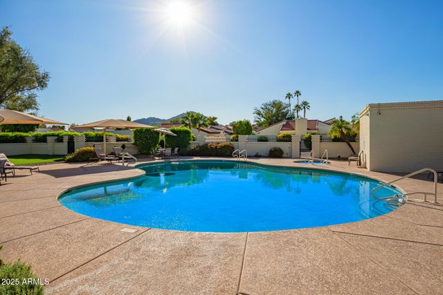 7369 E KRALL Street, Scottsdale, AZ 85250