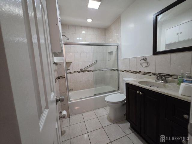2803 Kent Place, Hillsborough, NJ 08844