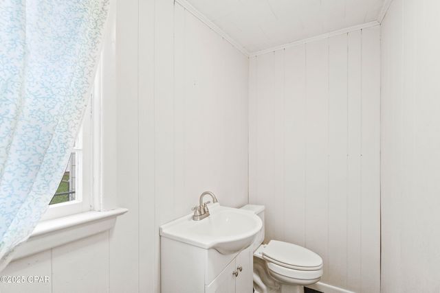 4327 Kelson Avenue, Marianna, FL 32446