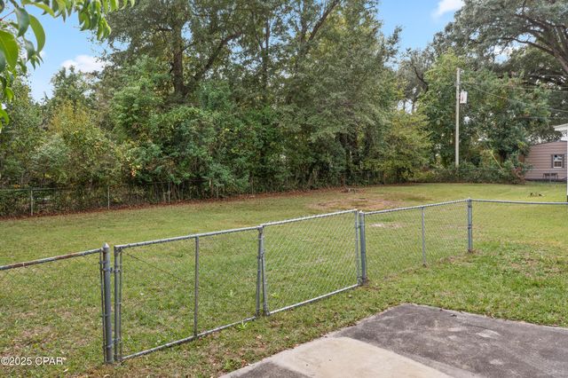 4327 Kelson Avenue, Marianna, FL 32446