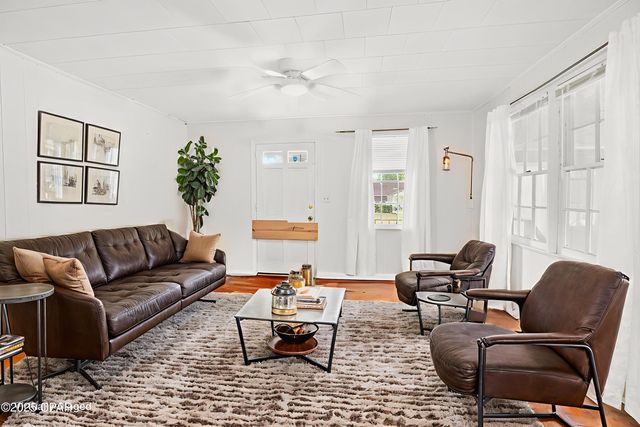 4327 Kelson Avenue, Marianna, FL 32446