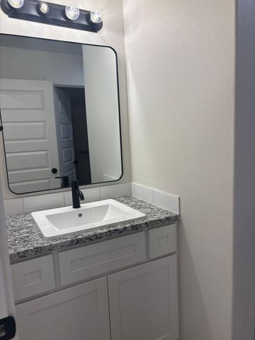 2204 Corpus Avenue, Wolfforth, TX 79382
