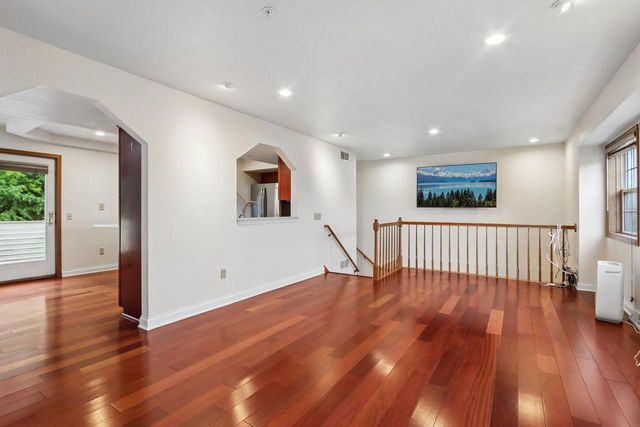 325 Kristin COURT W, Brookfield, WI 53045