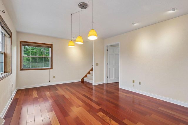 325 Kristin COURT W, Brookfield, WI 53045