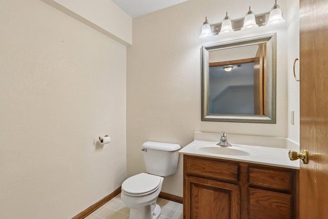 325 Kristin COURT W, Brookfield, WI 53045