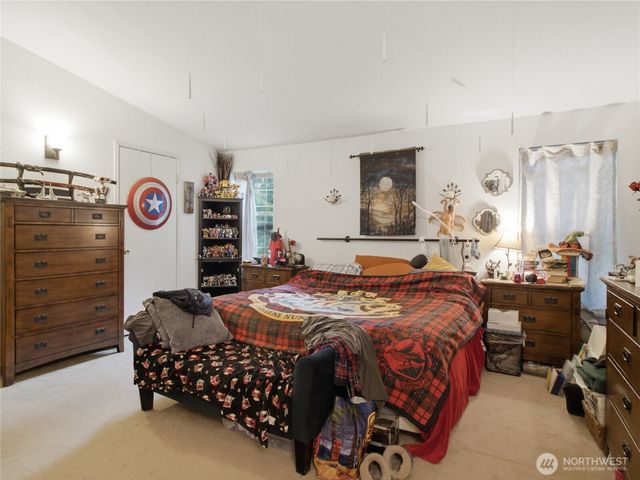 16615 36th Street Ct E, Lake Tapps, WA 98391