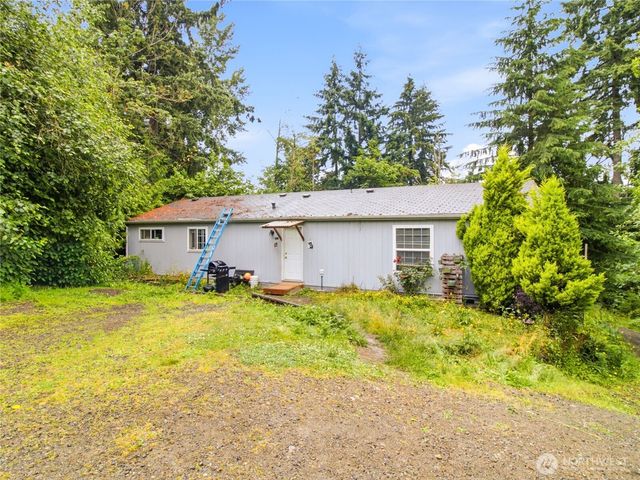 16615 36th Street Ct E, Lake Tapps, WA 98391