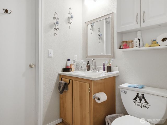 16615 36th Street Ct E, Lake Tapps, WA 98391