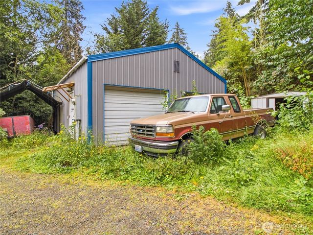 16615 36th Street Ct E, Lake Tapps, WA 98391