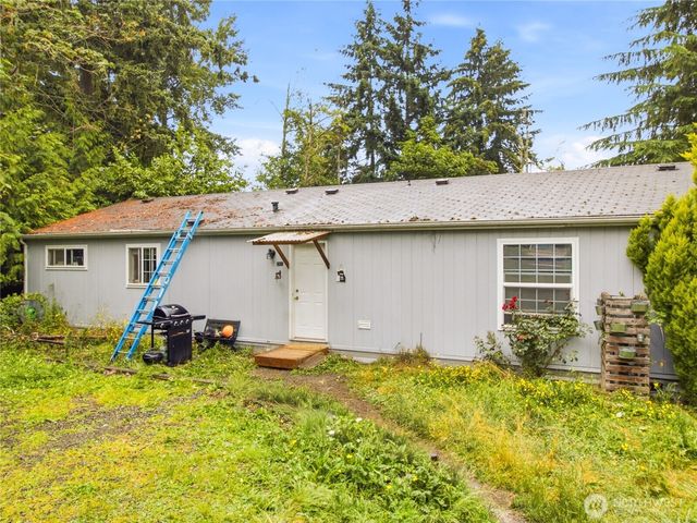 16615 36th Street Ct E, Lake Tapps, WA 98391