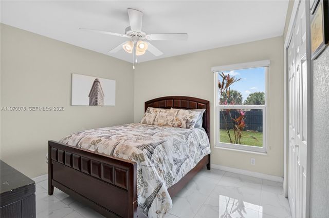 1220 Moore Run, La Belle, FL 33935