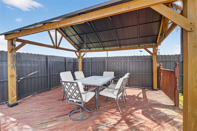 1220 Moore Run, La Belle, FL 33935