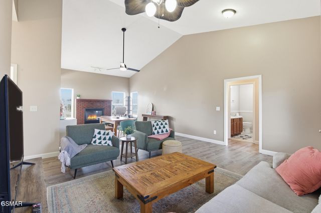 1660 Turtle Dove Trail, Sevierville, TN 37862