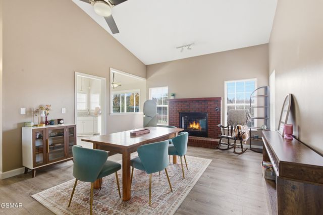 1660 Turtle Dove Trail, Sevierville, TN 37862