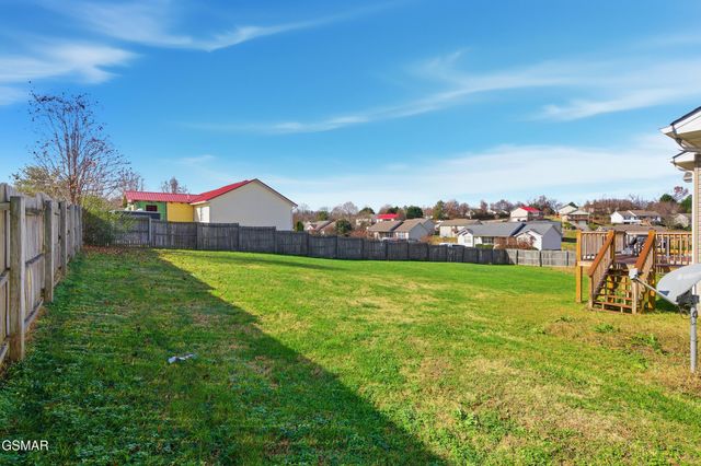 1660 Turtle Dove Trail, Sevierville, TN 37862