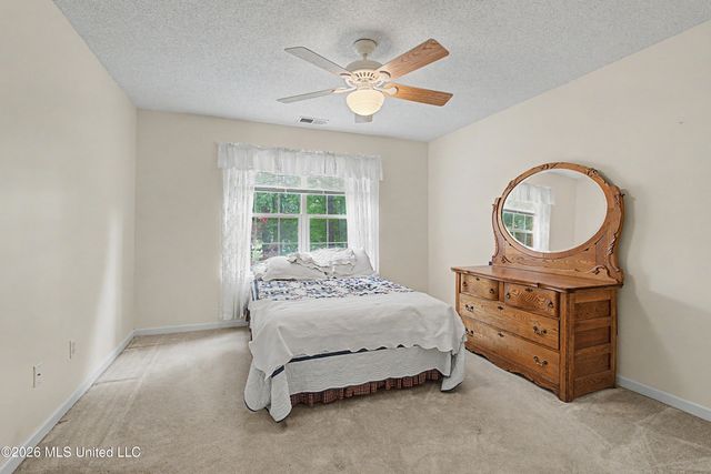 2110 Tall Tree Drive, Horn Lake, MS 38637