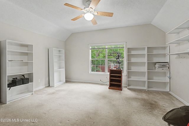 2110 Tall Tree Drive, Horn Lake, MS 38637