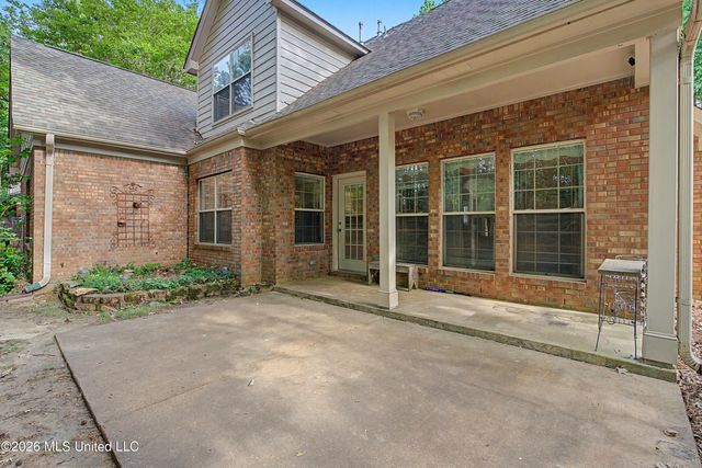 2110 Tall Tree Drive, Horn Lake, MS 38637