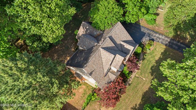 2110 Tall Tree Drive, Horn Lake, MS 38637
