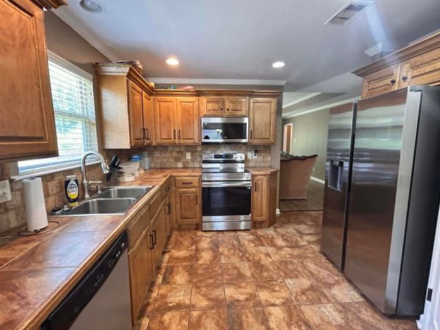 46 Chateaus Lane, Little Rock, AR 72210
