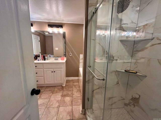 46 Chateaus Lane, Little Rock, AR 72210