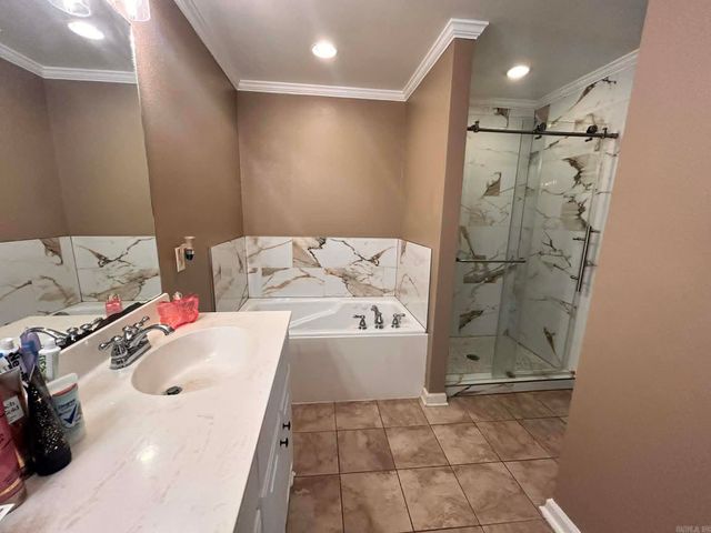 46 Chateaus Lane, Little Rock, AR 72210