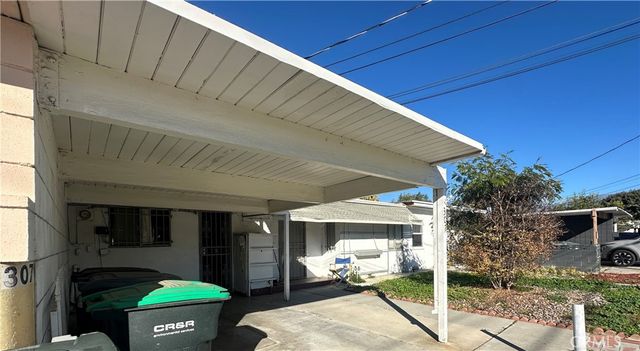 307 Santo, San Jacinto, CA 92583