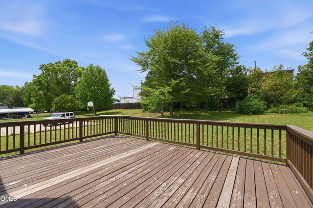 427 Overman Drive, Burlington, NC 27215