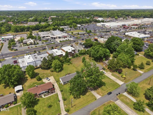427 Overman Drive, Burlington, NC 27215