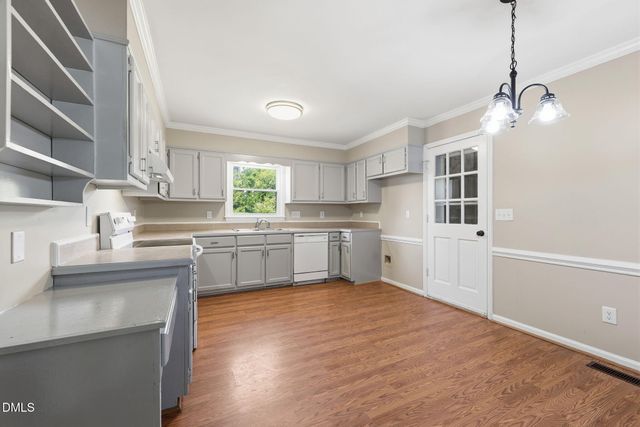 427 Overman Drive, Burlington, NC 27215