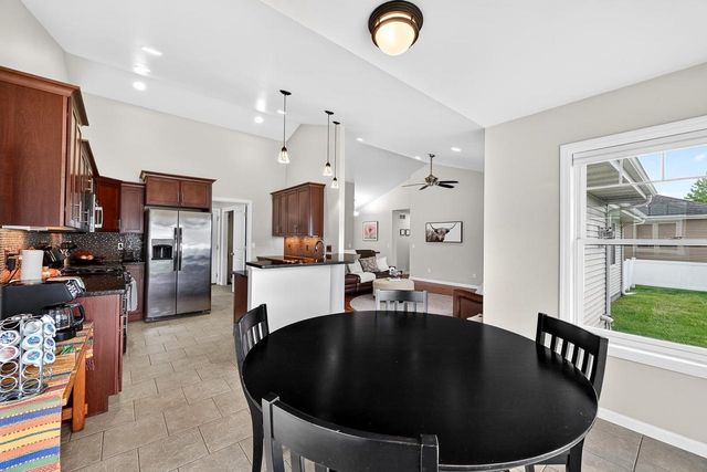1657 Silverado Drive, Sun Prairie, WI 53590