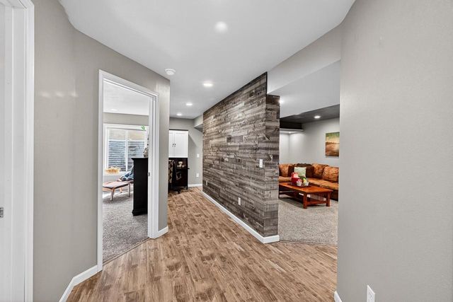 1657 Silverado Drive, Sun Prairie, WI 53590