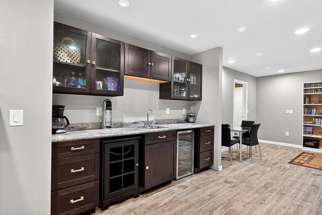 1657 Silverado Drive, Sun Prairie, WI 53590