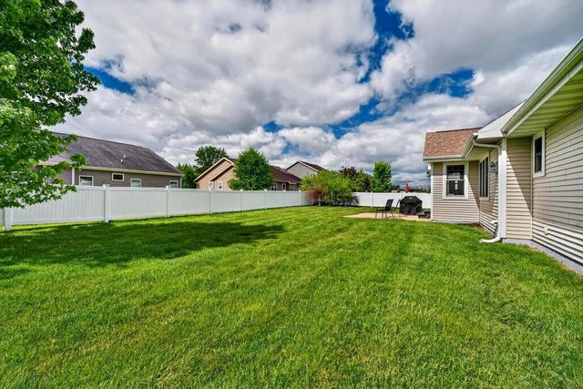 1657 Silverado Drive, Sun Prairie, WI 53590
