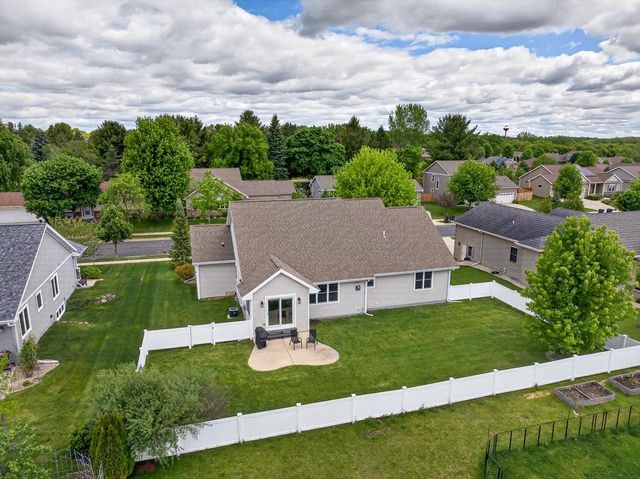 1657 Silverado Drive, Sun Prairie, WI 53590