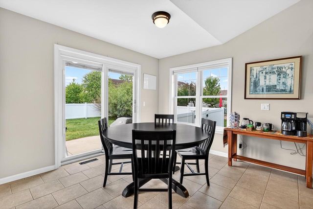 1657 Silverado Drive, Sun Prairie, WI 53590