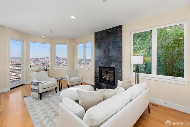 10 Hana Vista Lane, Daly City, CA 94014