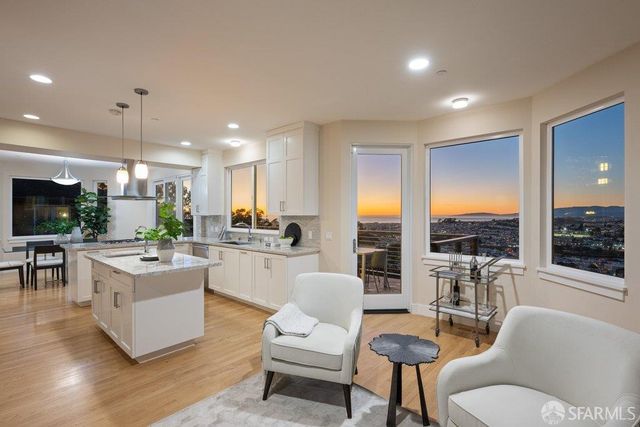 10 Hana Vista Lane, Daly City, CA 94014