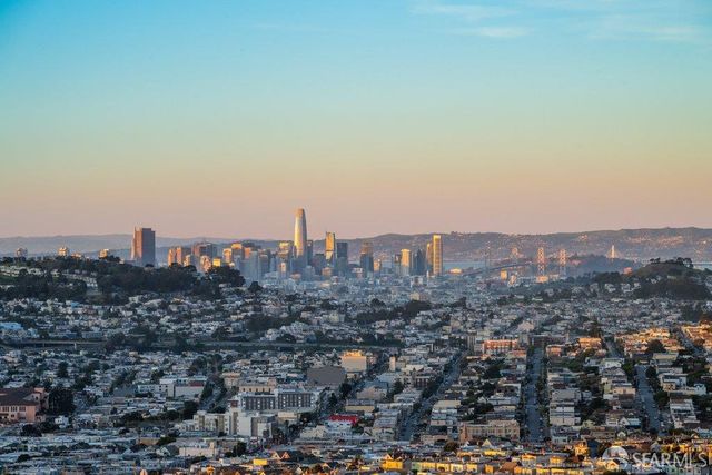 10 Hana Vista Lane, Daly City, CA 94014