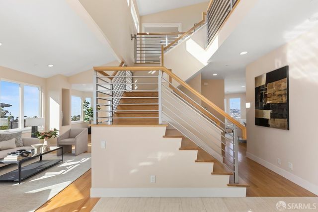 10 Hana Vista Lane, Daly City, CA 94014