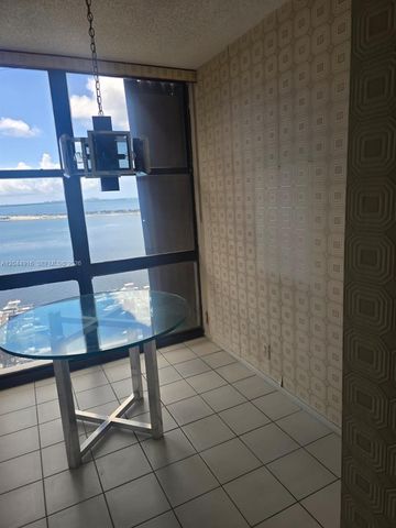 1901 Brickell Ave B1614, Miami, FL 33129
