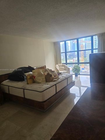 1901 Brickell Ave B1614, Miami, FL 33129