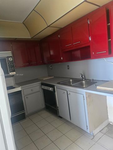 1901 Brickell Ave B1614, Miami, FL 33129