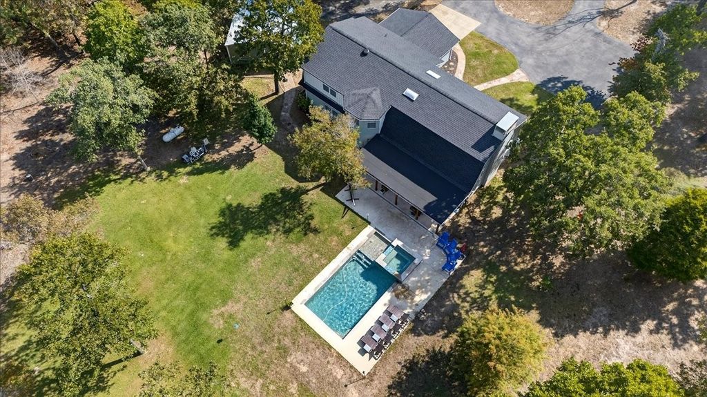 1 Wildflower Lane, Athens, TX 75751