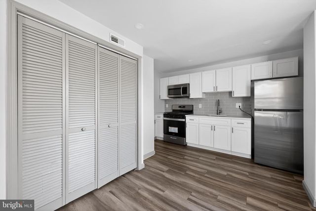 207 ELM AVE, Oaklyn, NJ 08107