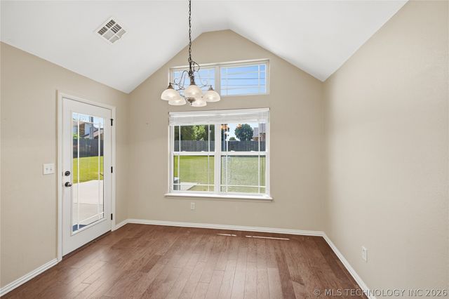 1004 E 135th Place, Glenpool, OK 74033