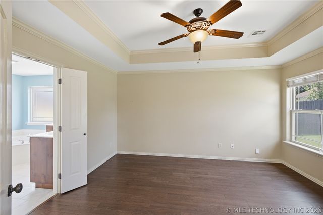 1004 E 135th Place, Glenpool, OK 74033