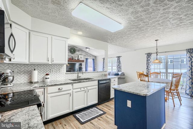 35 COULSON DR, Colora, MD 21917