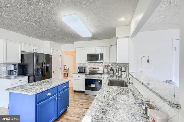 35 COULSON DR, Colora, MD 21917