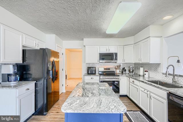 35 COULSON DR, Colora, MD 21917